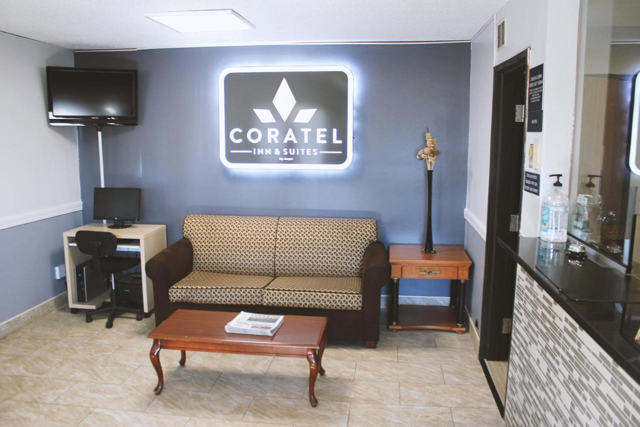 Coratel Inn & Suites By Jasper Hastings Bagian luar foto