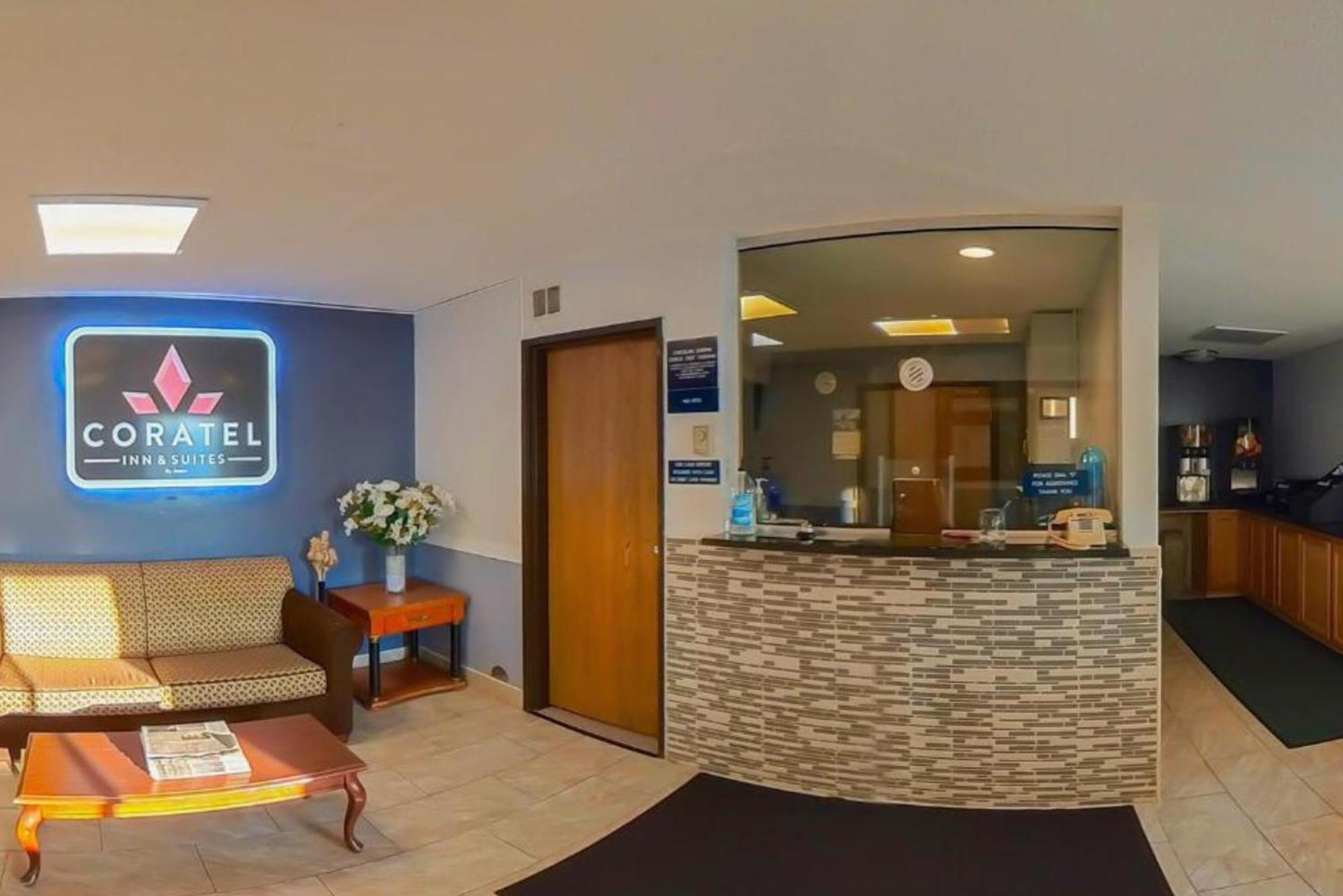 Coratel Inn & Suites By Jasper Hastings Bagian luar foto